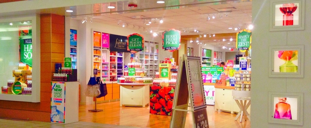 bath and body works dress code Change of gently cleanses your skin Dassi bath and body works apron Color:Appricot Date Night Outfits |