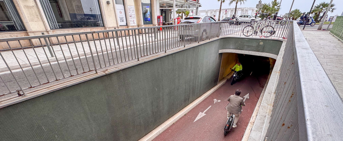 Sauvons la piste cyclable ! Non à la réouverture du tunnel du Congrès aux voitures.