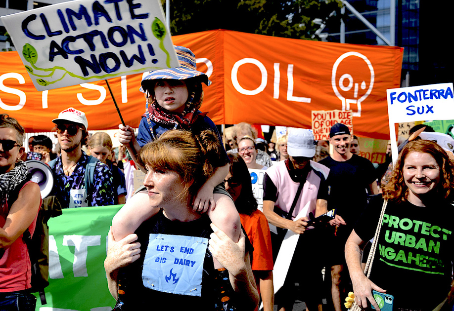 Greenpeace-powered community petitions