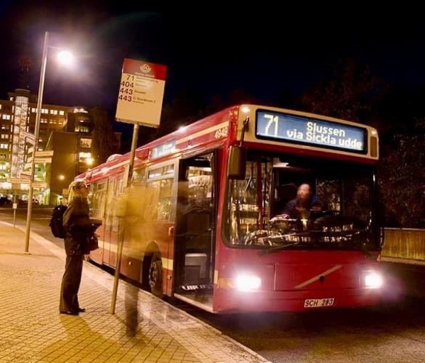 Stoppa den ogenomtänkta neddragningen av buss 71 | MittSkifte ...